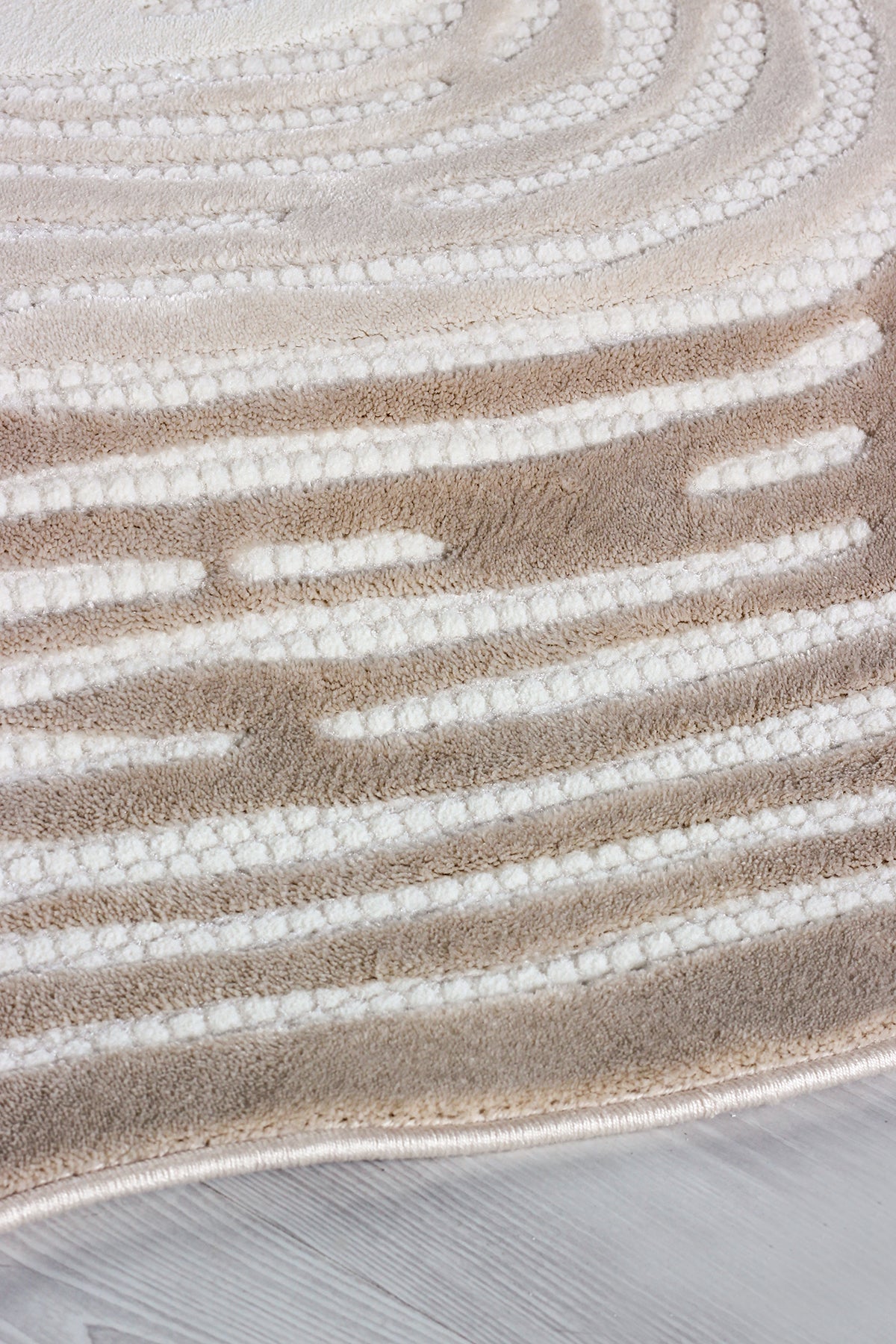 Amorf AR001 Krem Yumuşak Dokulu Salon Mutfak Koridor Oturma Odası Yolluk Halı Makine Halısı