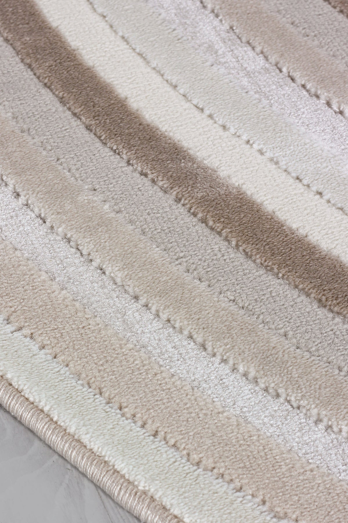 Amorf AR002 Krem Yumuşak Dokulu Salon Mutfak Koridor Oturma Odası Yolluk Halı Makine Halısı