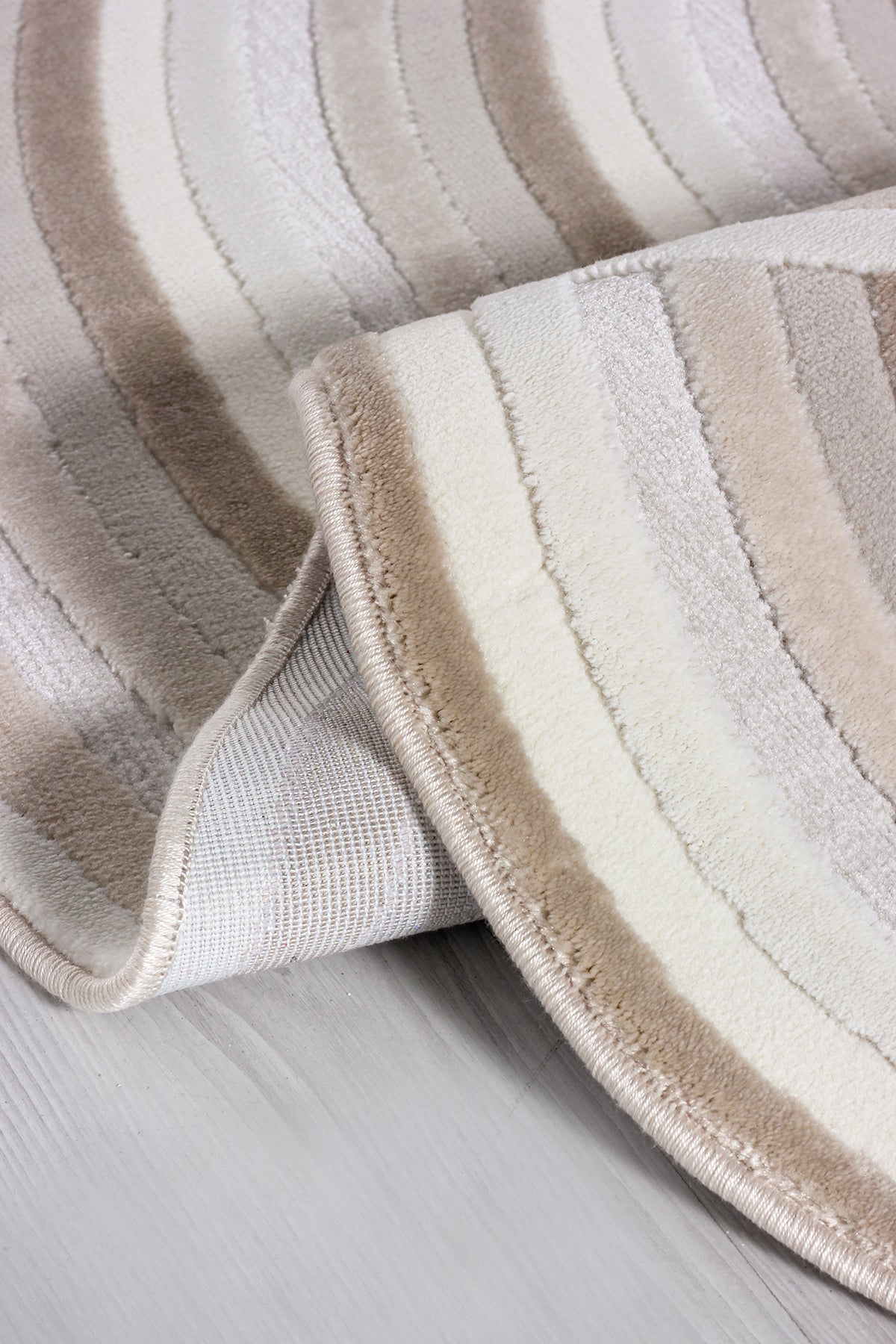 Amorf AR002 Cream Soft Textured Living Room Kitchen Hallway Sitting Room Runner Rug Machine Made Carpet