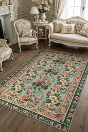 İngiliz Saray Odası Tarzı Çiçek Desenli Salon Halısı, Klasik Tarz Yeşil Halı, Maksimalist Ev Dekoru