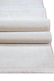 Kadifem KD006 Krem Yumuşak Dokulu Salon Mutfak Koridor Oturma Odası Yolluk Halı Makine Halısı