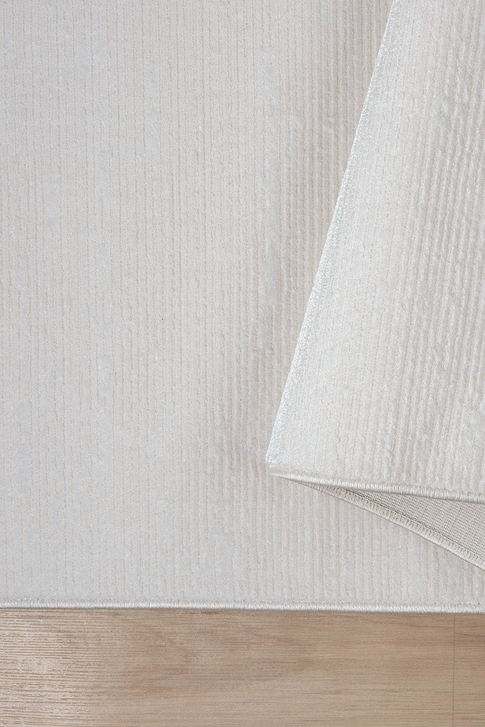 Kadifem KD006 Krem Yumuşak Dokulu Salon Mutfak Koridor Oturma Odası Yolluk Halı Makine Halısı