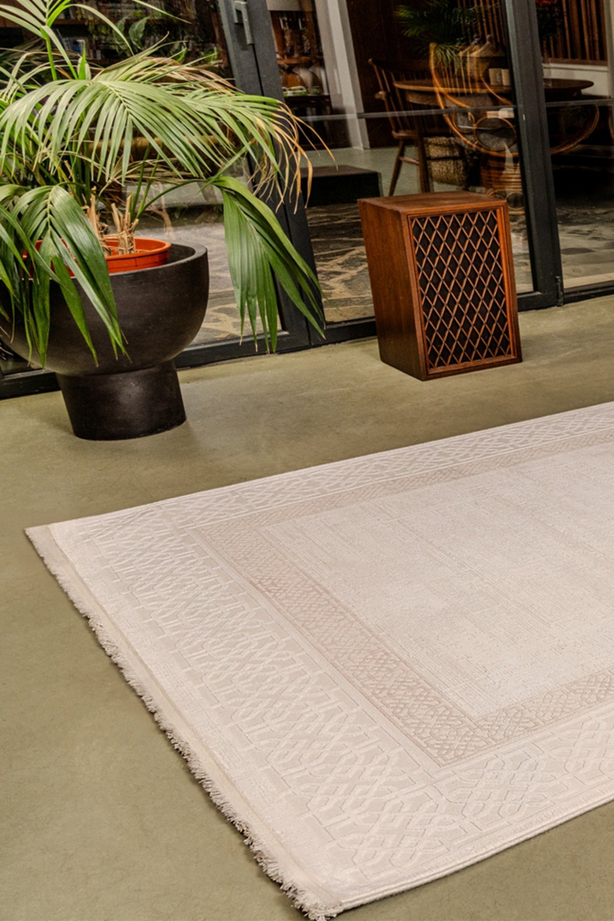 Mazzini 1481 Krem Uzun Ömürlü Yumuşak Dokulu Salon Mutfak Koridor Oturma Odası Yolluk Halı