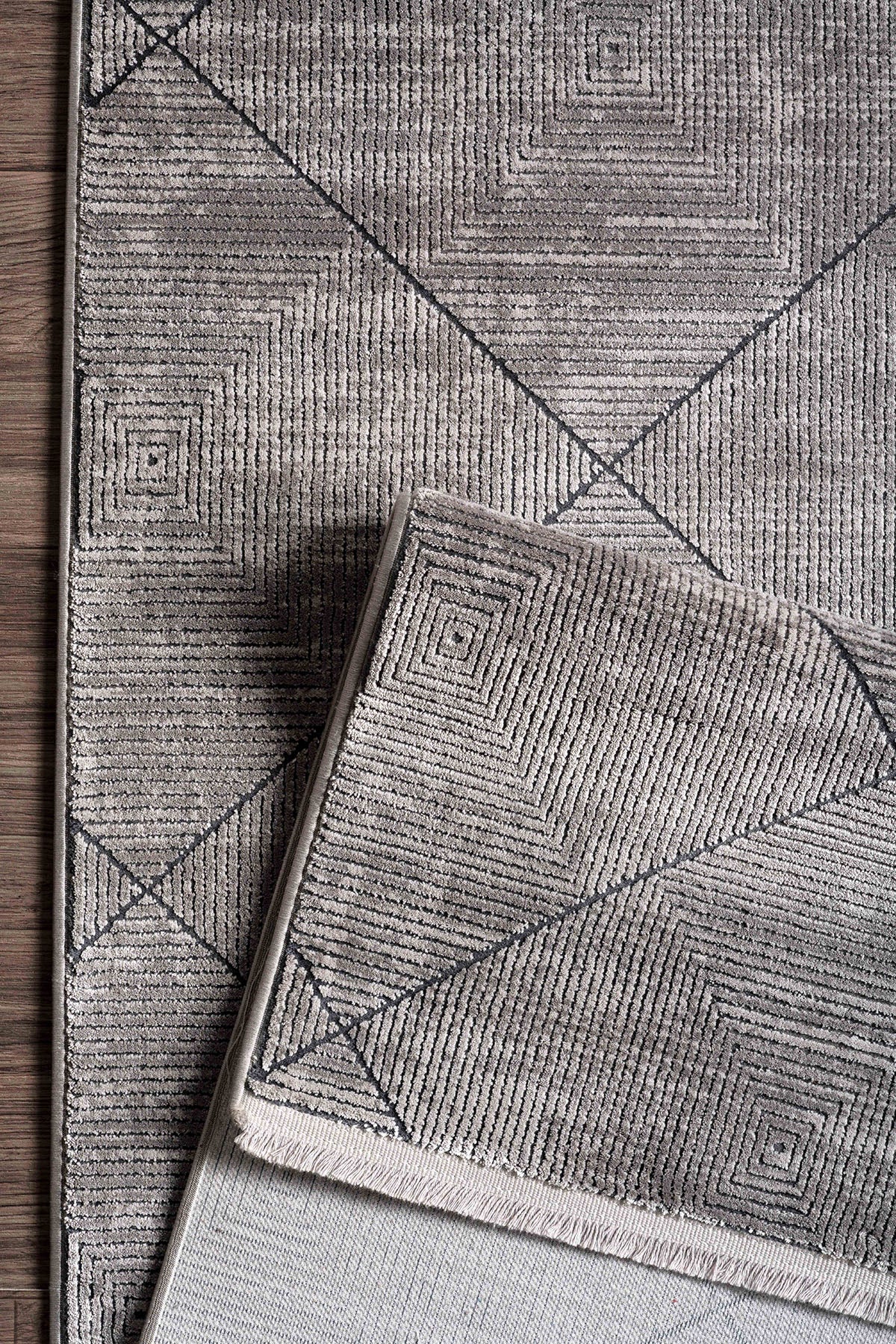 Mazzini 1489 Gri Uzun Ömürlü Yumuşak Dokulu Salon Mutfak Koridor Oturma Odası Yolluk Halı