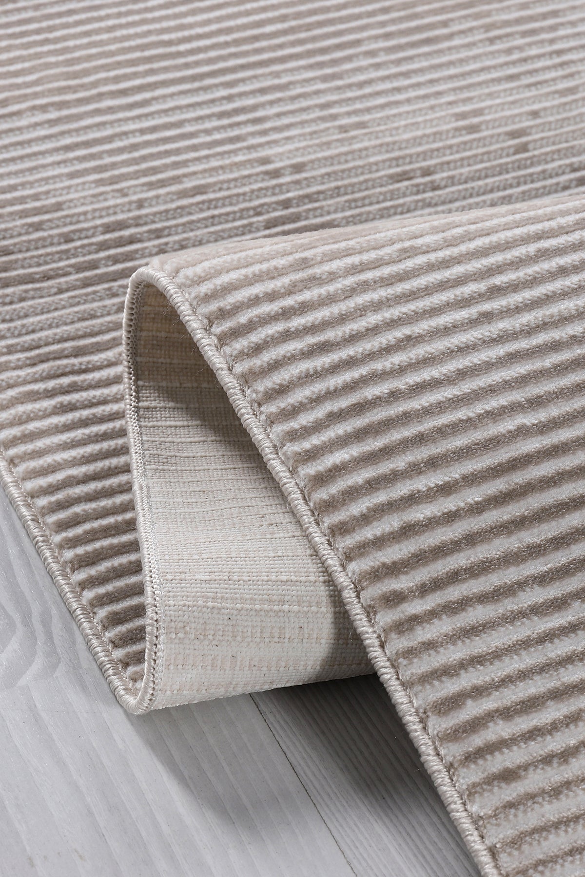 Nevv NV001 Beige Nicht fusselnder Läuferteppich für Wohnzimmer, Küche, Flur, Aufenthaltsraum