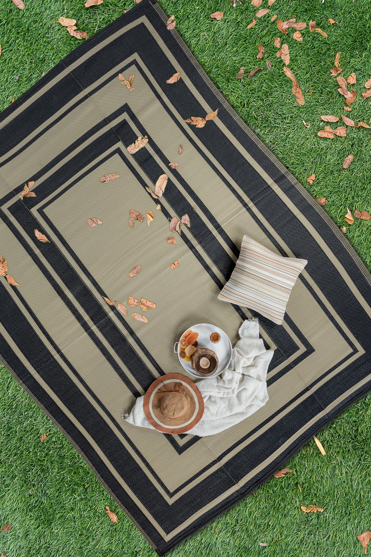 Savana XL Plaj Kamp Karavan Piknik Bahçe Halısı Balkon Teras Hasır Mat Savan Halı 240x330 009