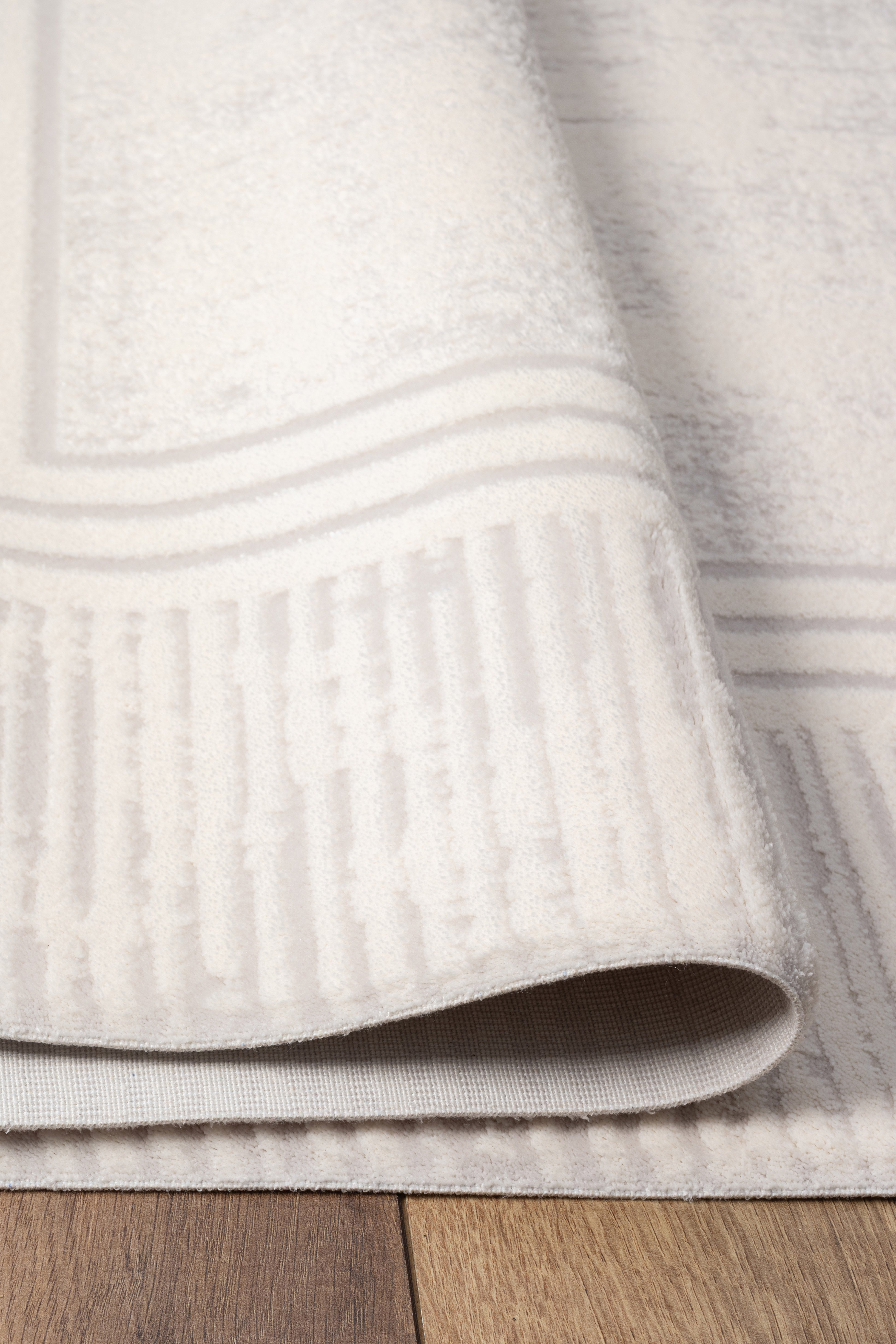 Universal UV003 Krem Uzun Ömürlü Yumuşak Dokulu Salon Mutfak Koridor Oturma Odası Yolluk Halı