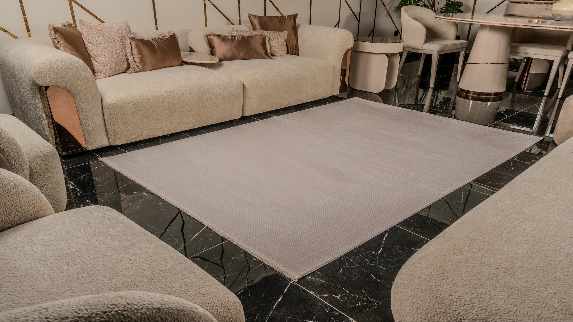 Zett ZE007 White Durable Soft Textured Living Room Kitchen Hallway Sitting Room Runner Rug