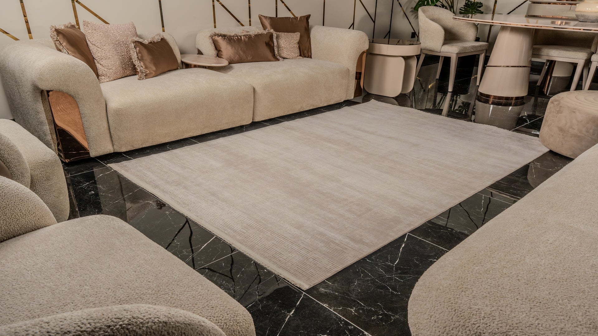 Zett ZE008 White Durable Soft Textured Living Room Kitchen Hallway Sitting Room Runner Rug